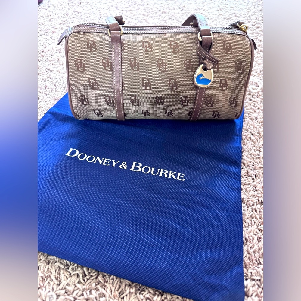 Dooney & Bourke Tan/Brown Signature Barrel Bag
